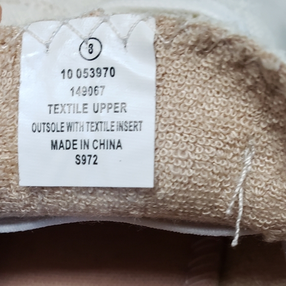 Tommy Bahama Linen Slip Ons - Picture 3 of 7